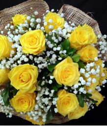 18 Imported Yellow Roses